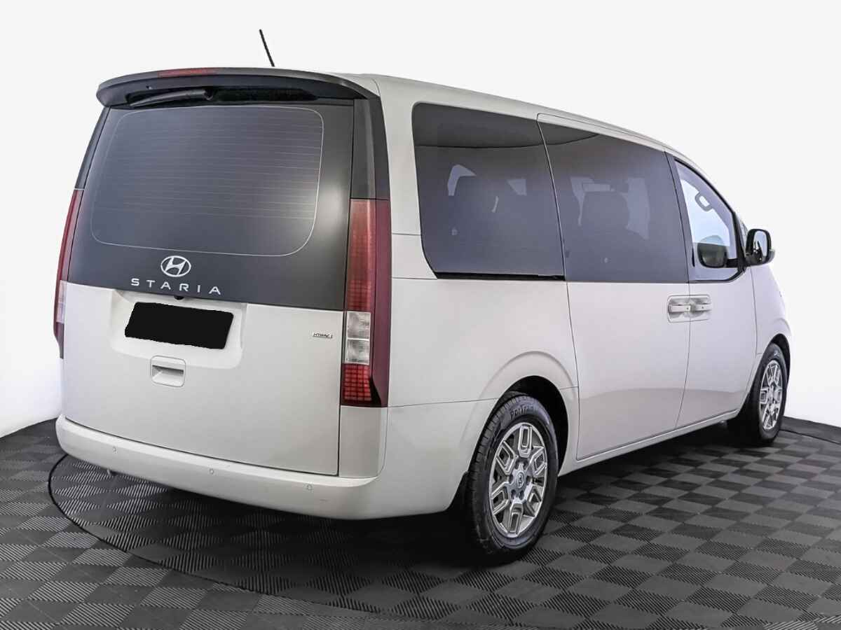 Hyundai Staria, 2022