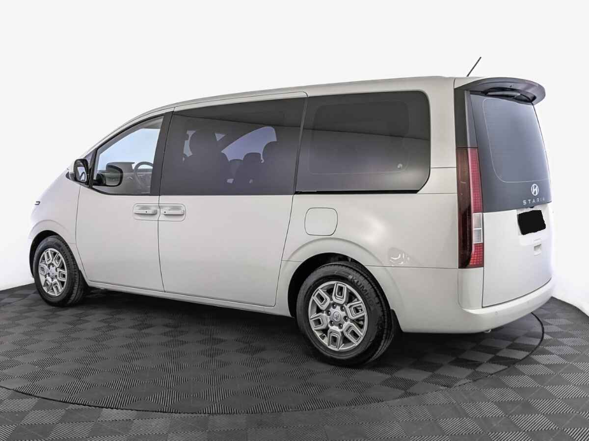 Hyundai Staria, 2022