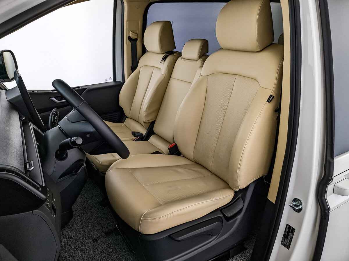 Hyundai Staria, 2022