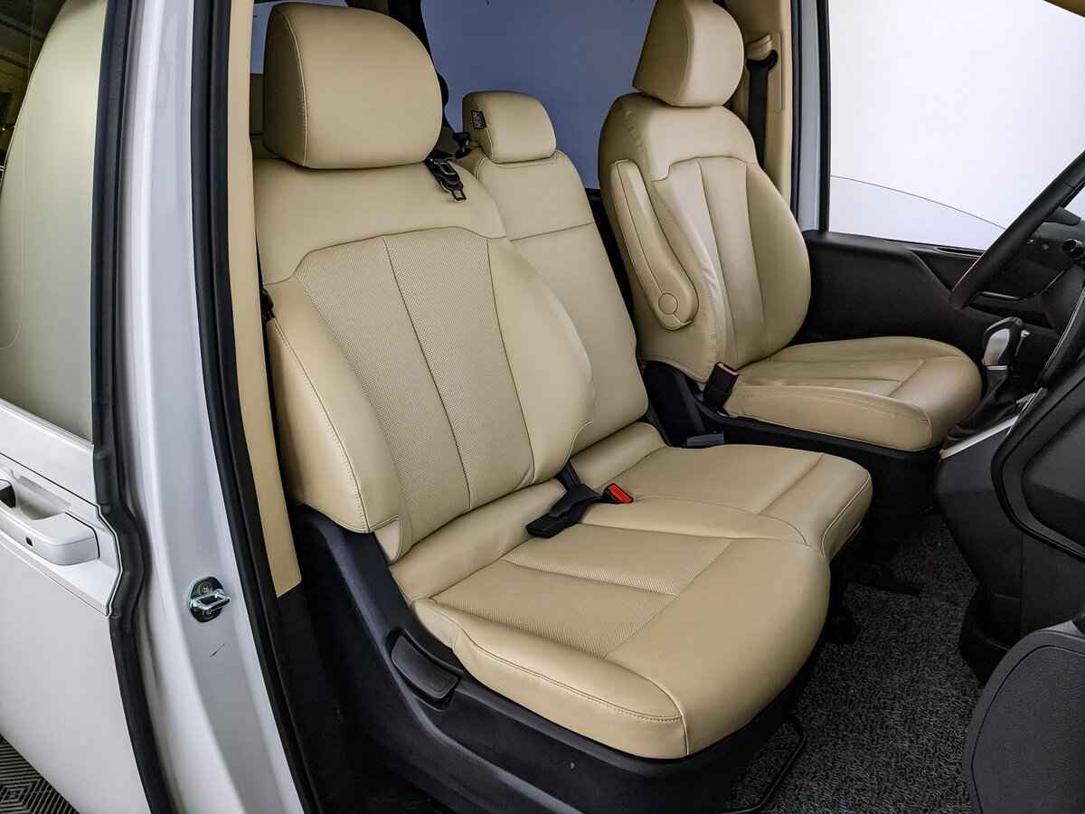 Hyundai Staria, 2022