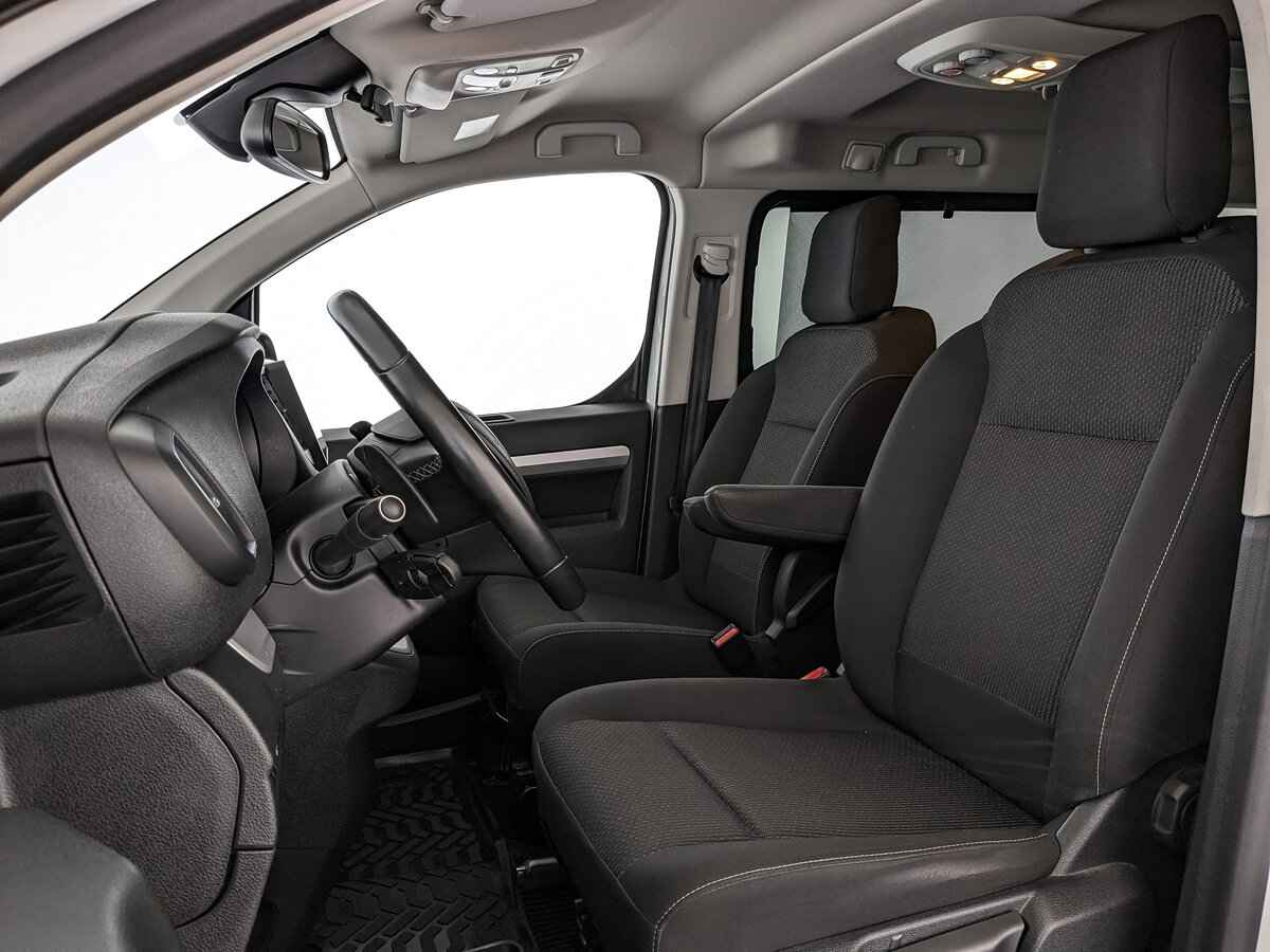 Peugeot Traveller, 2019