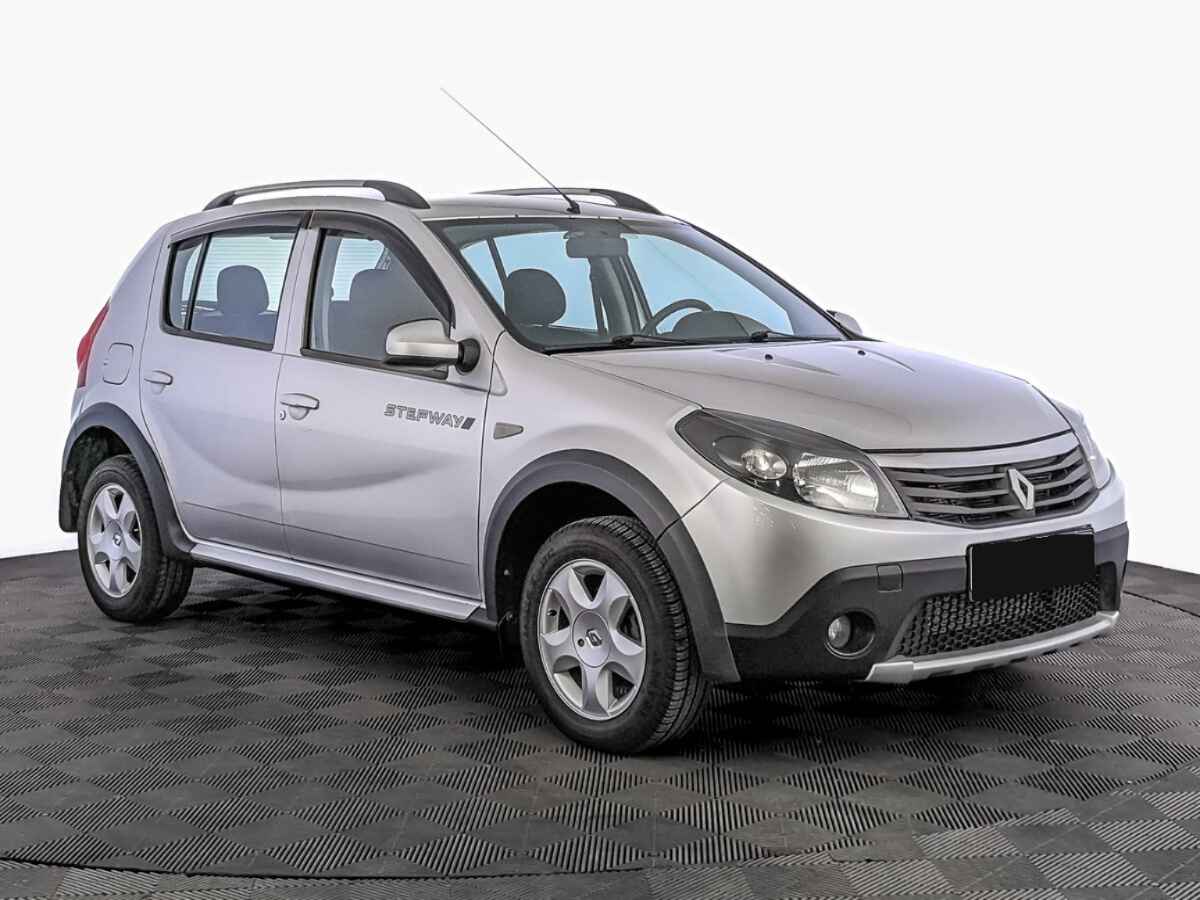 Renault Sandero, 2013