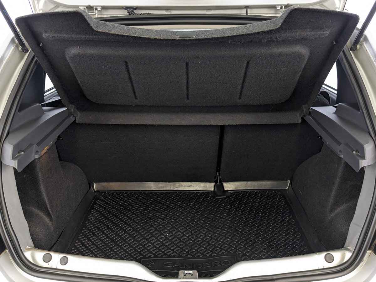 Renault Sandero, 2013