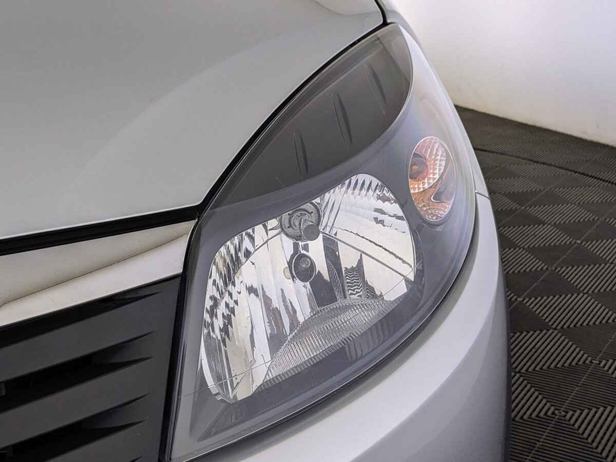 Renault Sandero, 2013