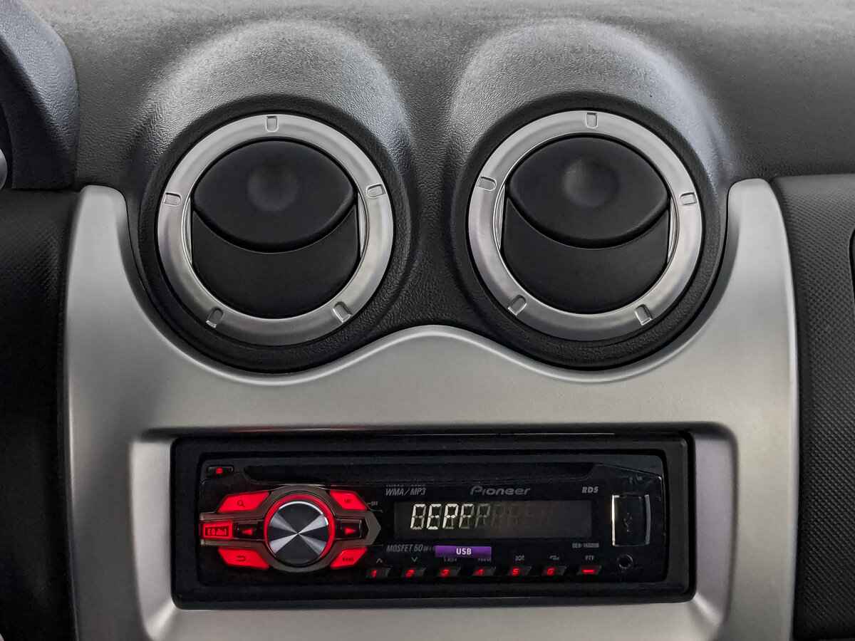 Renault Sandero, 2013