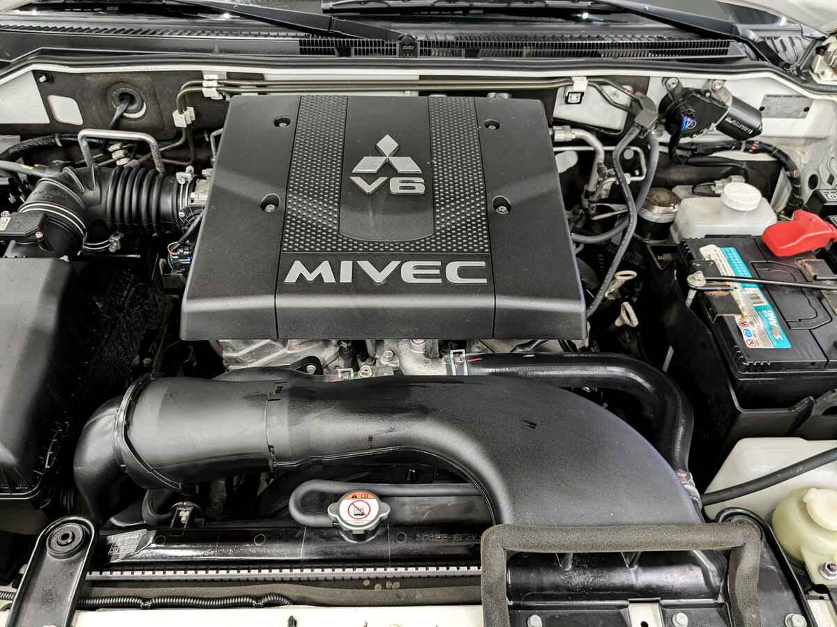 Mitsubishi Pajero, 2019