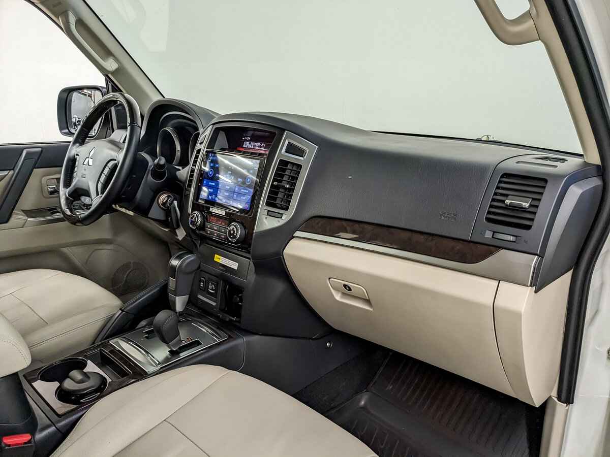 Mitsubishi Pajero, 2019