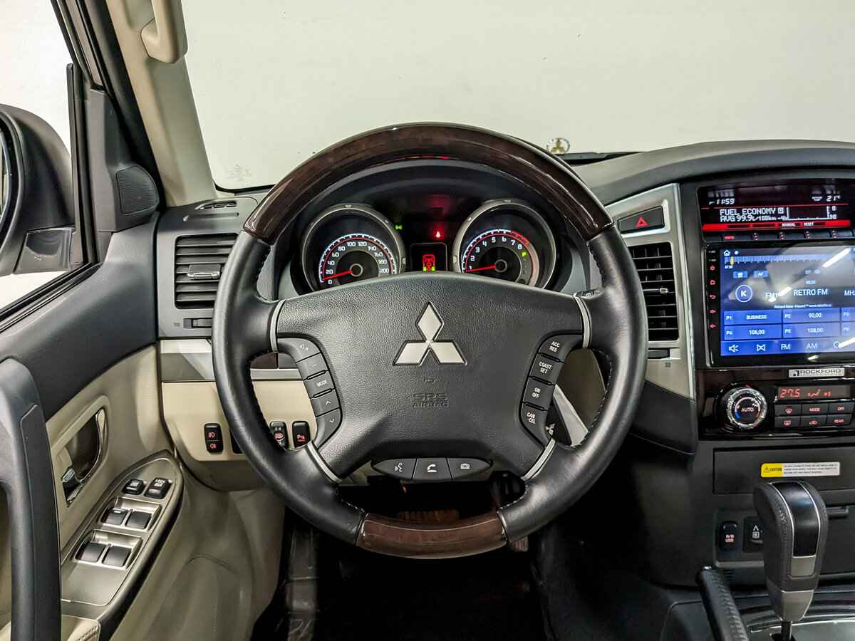 Mitsubishi Pajero, 2019