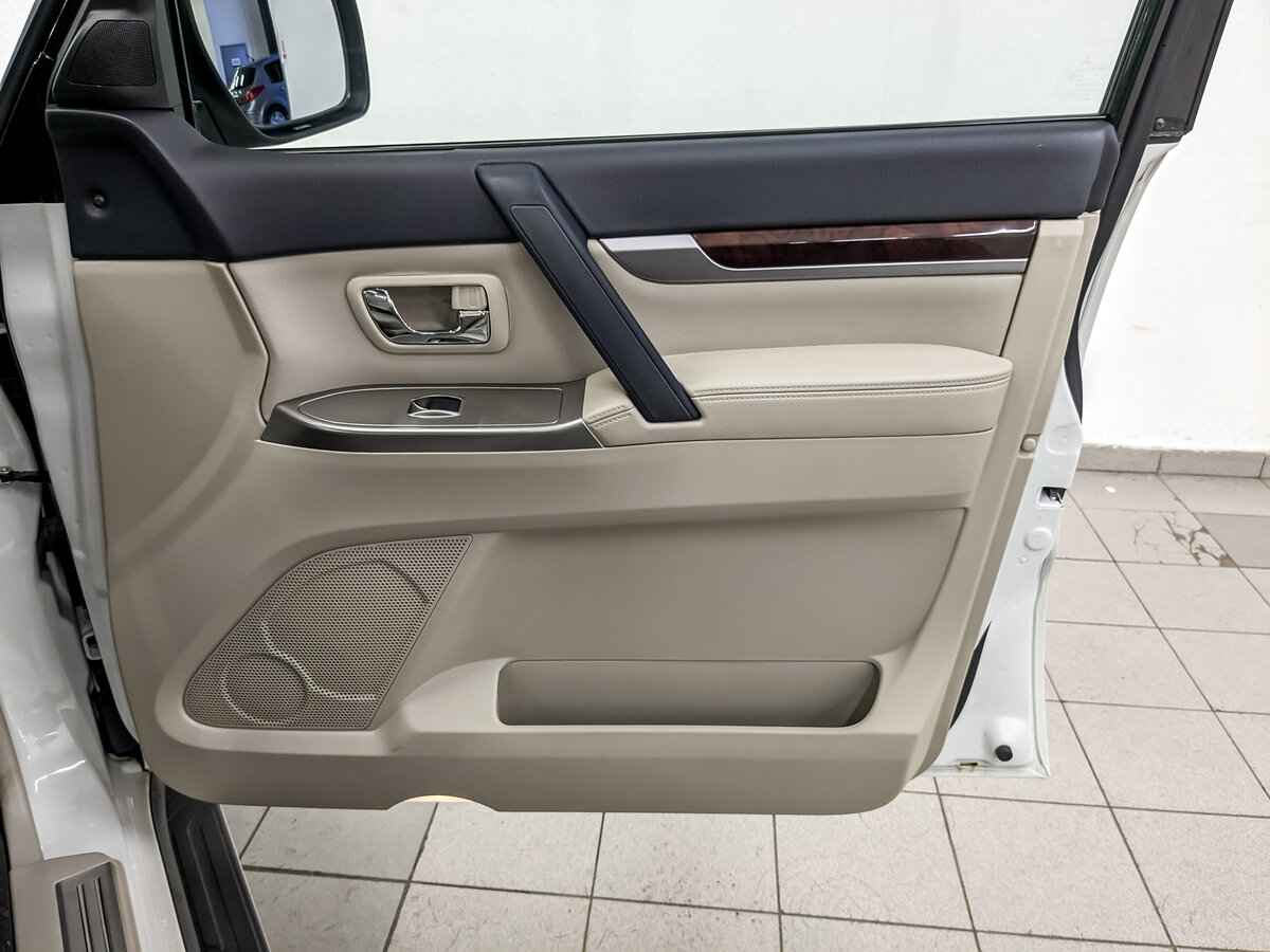 Mitsubishi Pajero, 2019