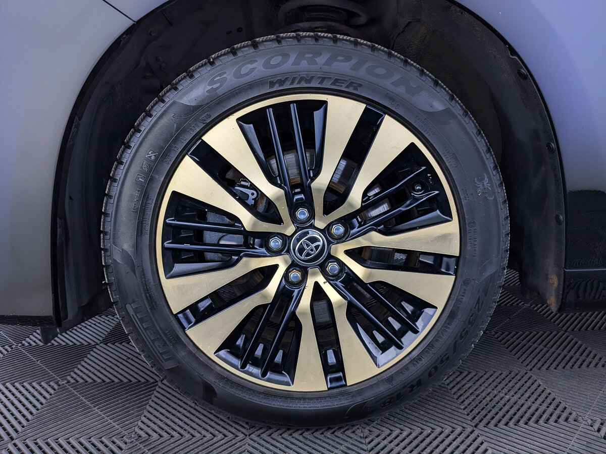 Toyota Alphard, 2019