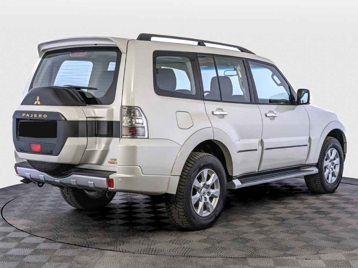Mitsubishi Pajero, 2021