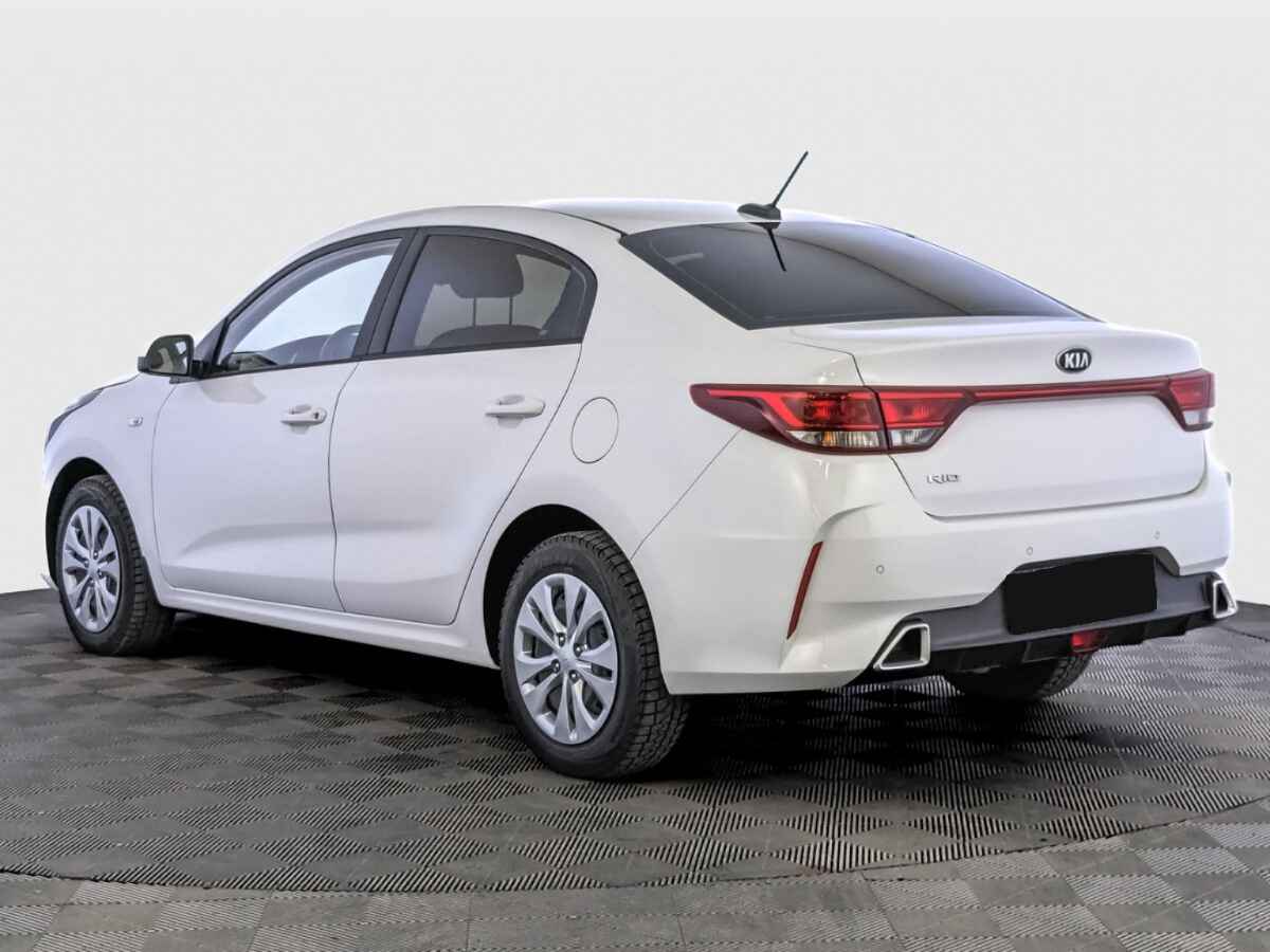 Kia Rio, 2021