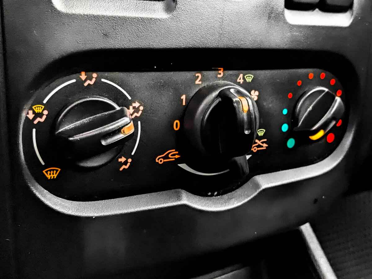 Lada (ВАЗ) Largus, 2019