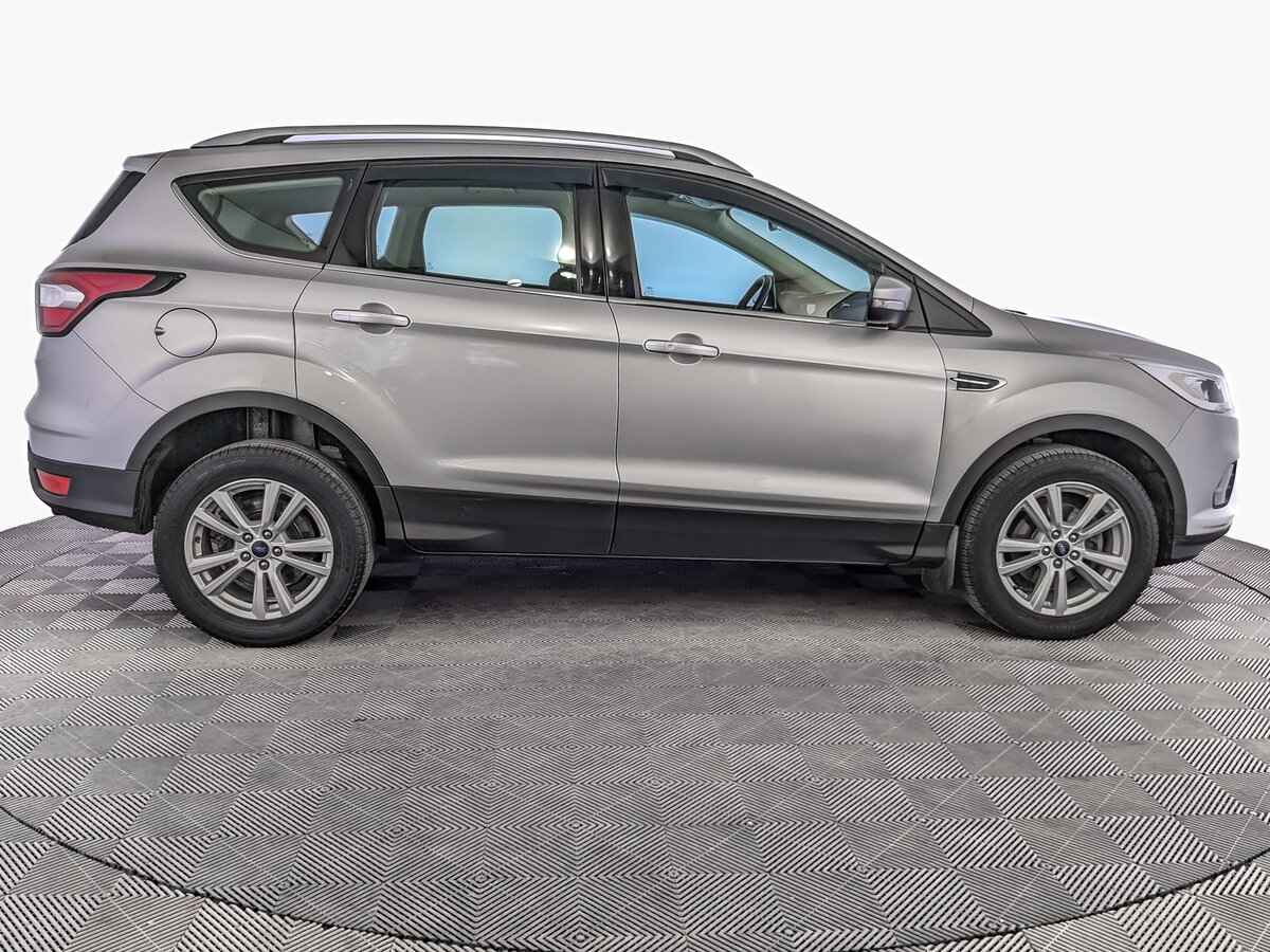 Ford Kuga, 2018