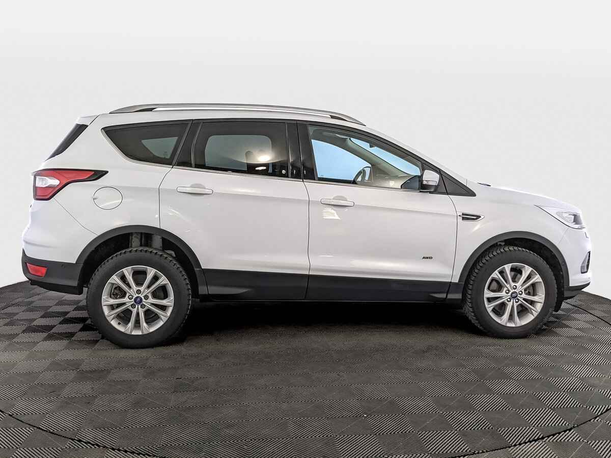 Ford Kuga, 2018