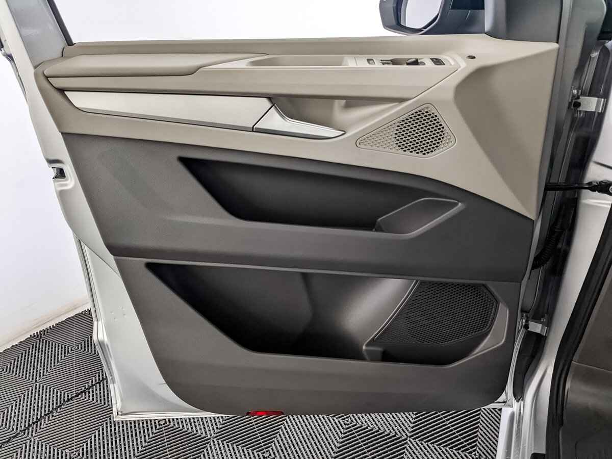 Volkswagen Multivan, 2022