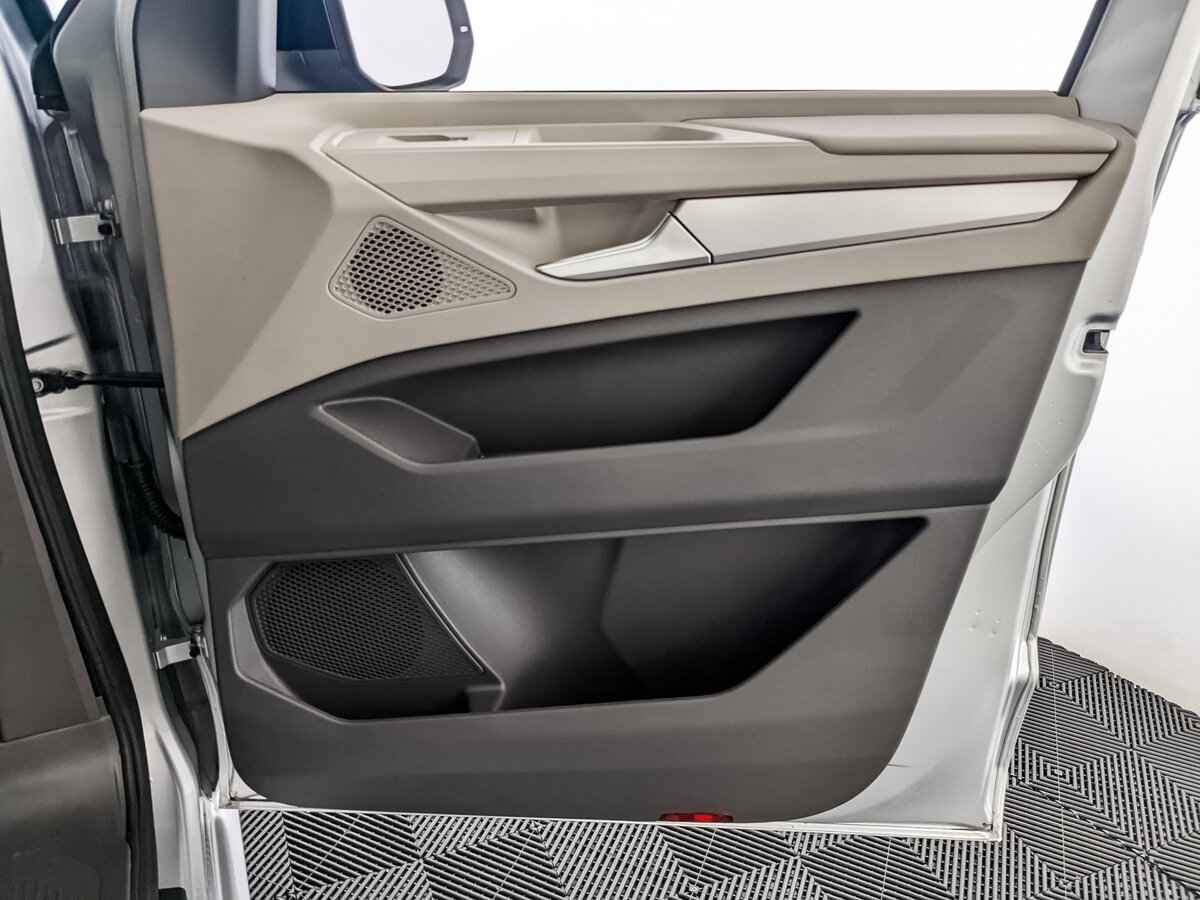 Volkswagen Multivan, 2022