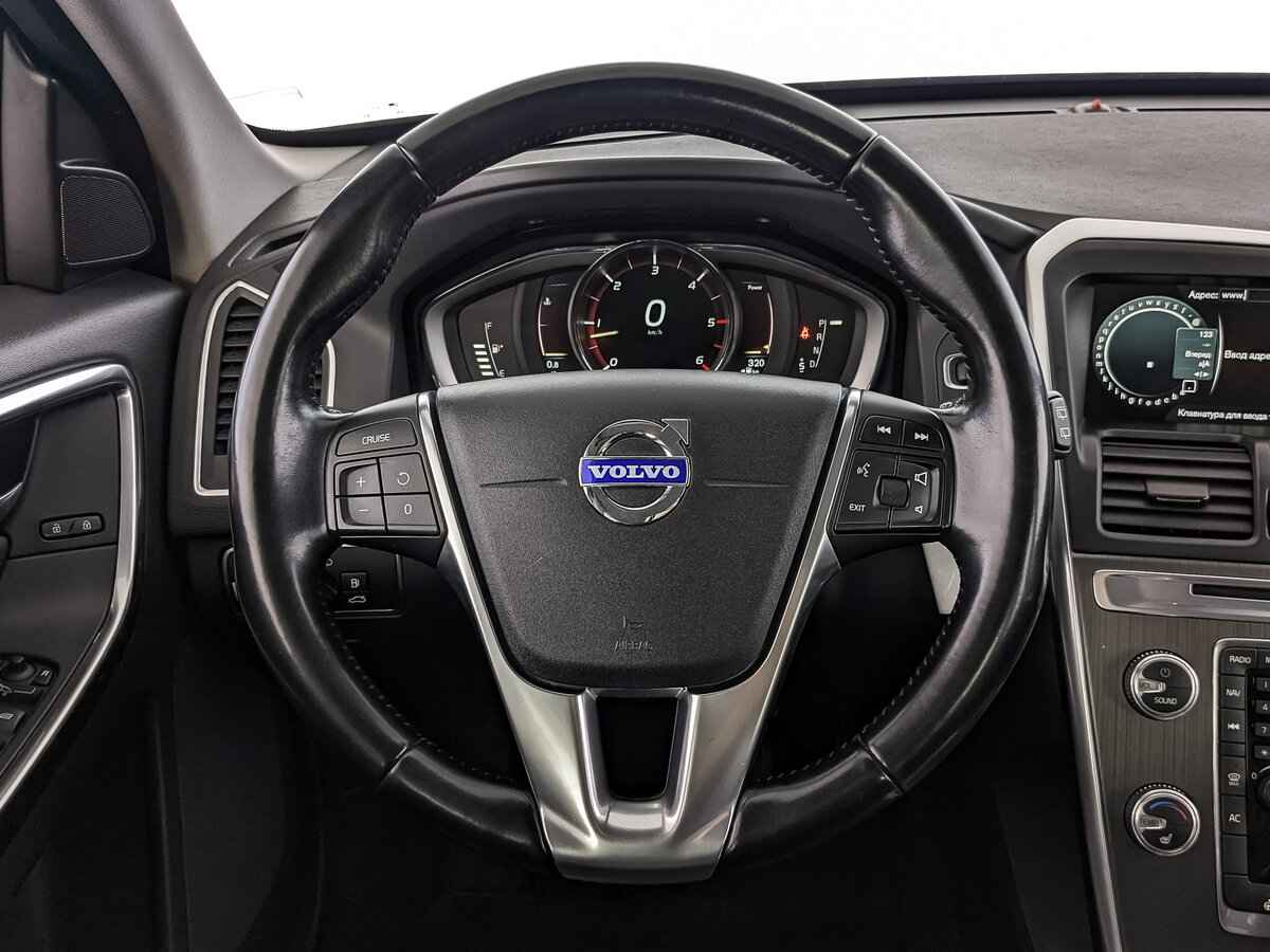 Volvo XC60, 2015