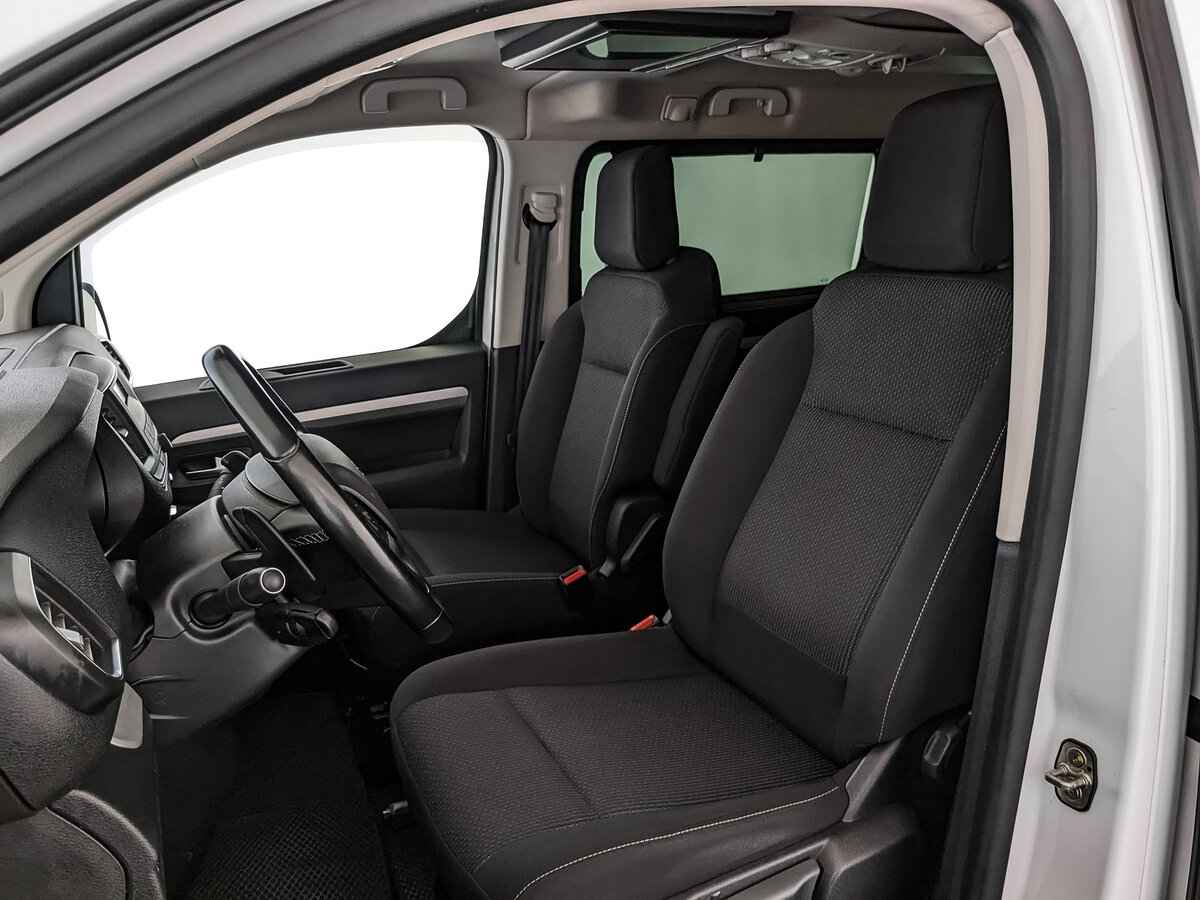 Peugeot Traveller, 2019