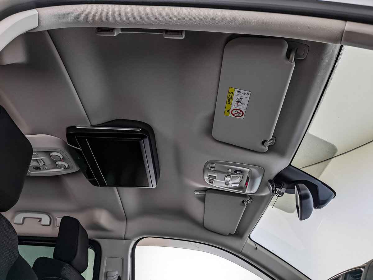 Peugeot Traveller, 2019