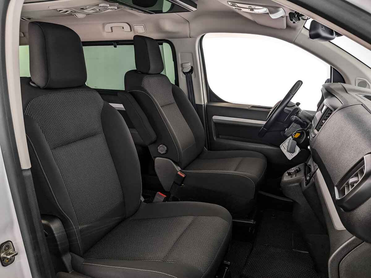 Peugeot Traveller, 2019