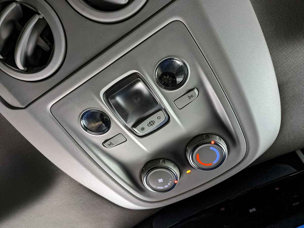 Peugeot Traveller, 2019