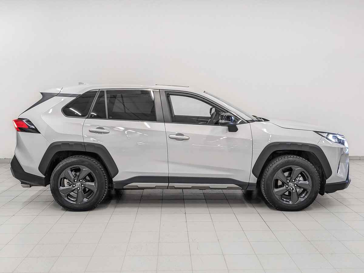 Toyota RAV4, 2022