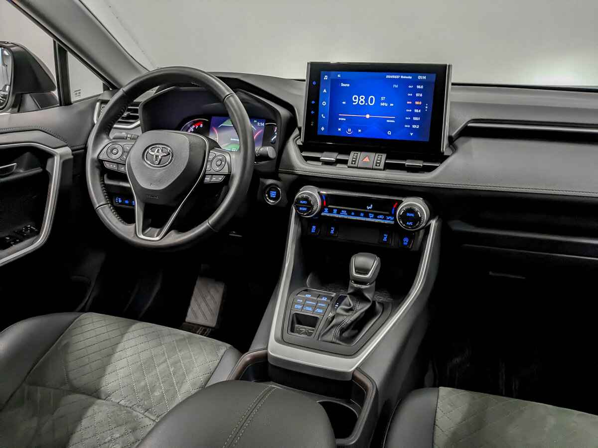 Toyota RAV4, 2022