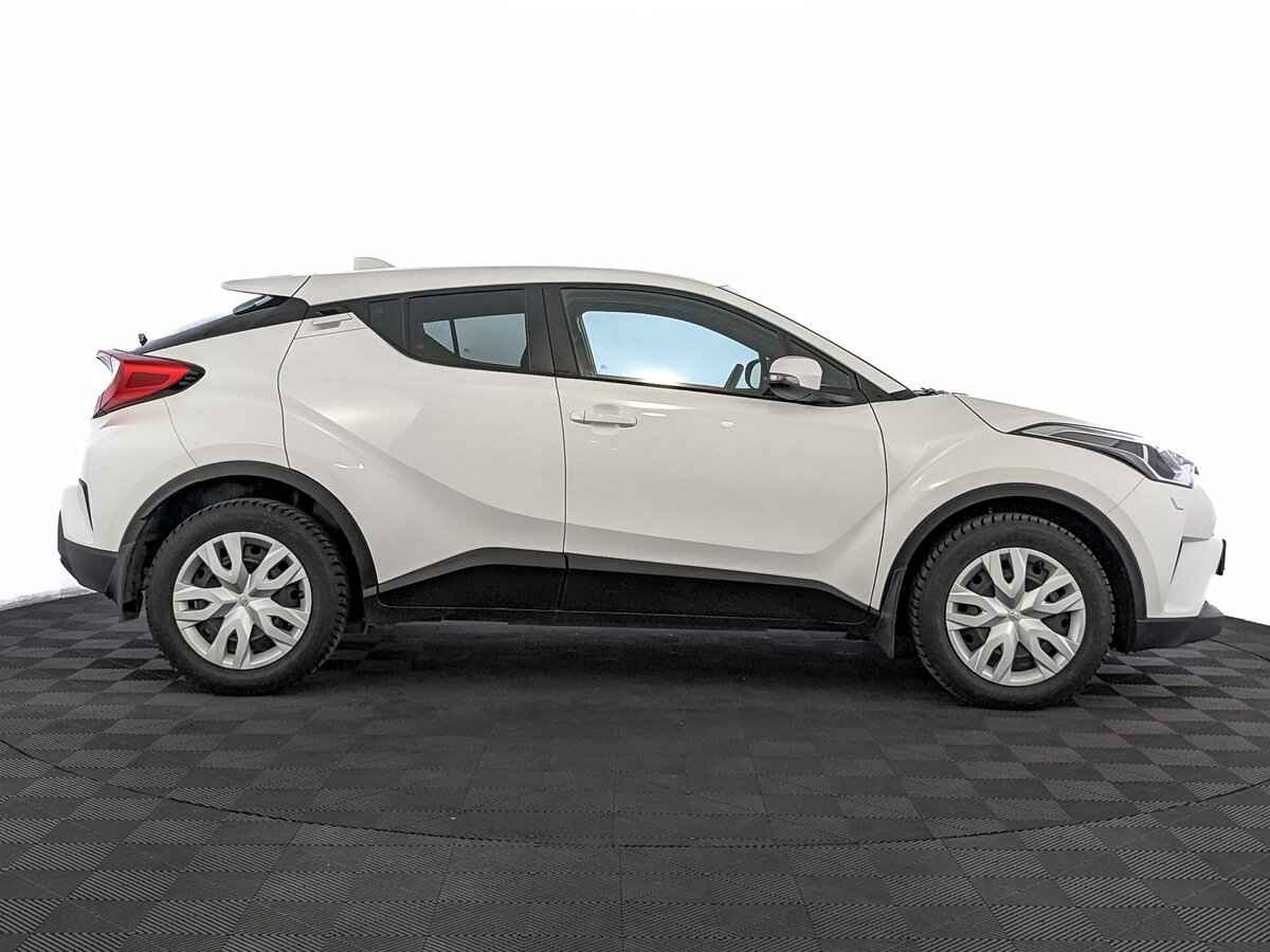 Toyota C-HR, 2019