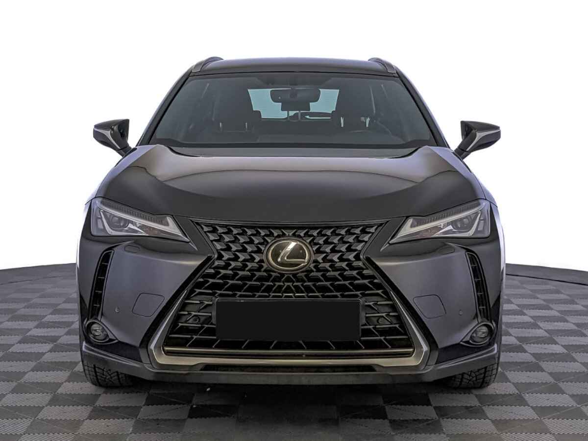 Lexus UX 200, 2020