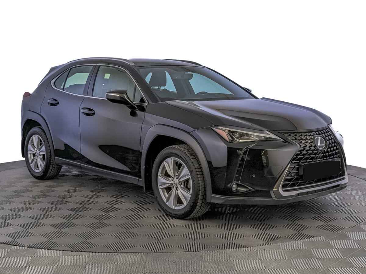 Lexus UX 200, 2020