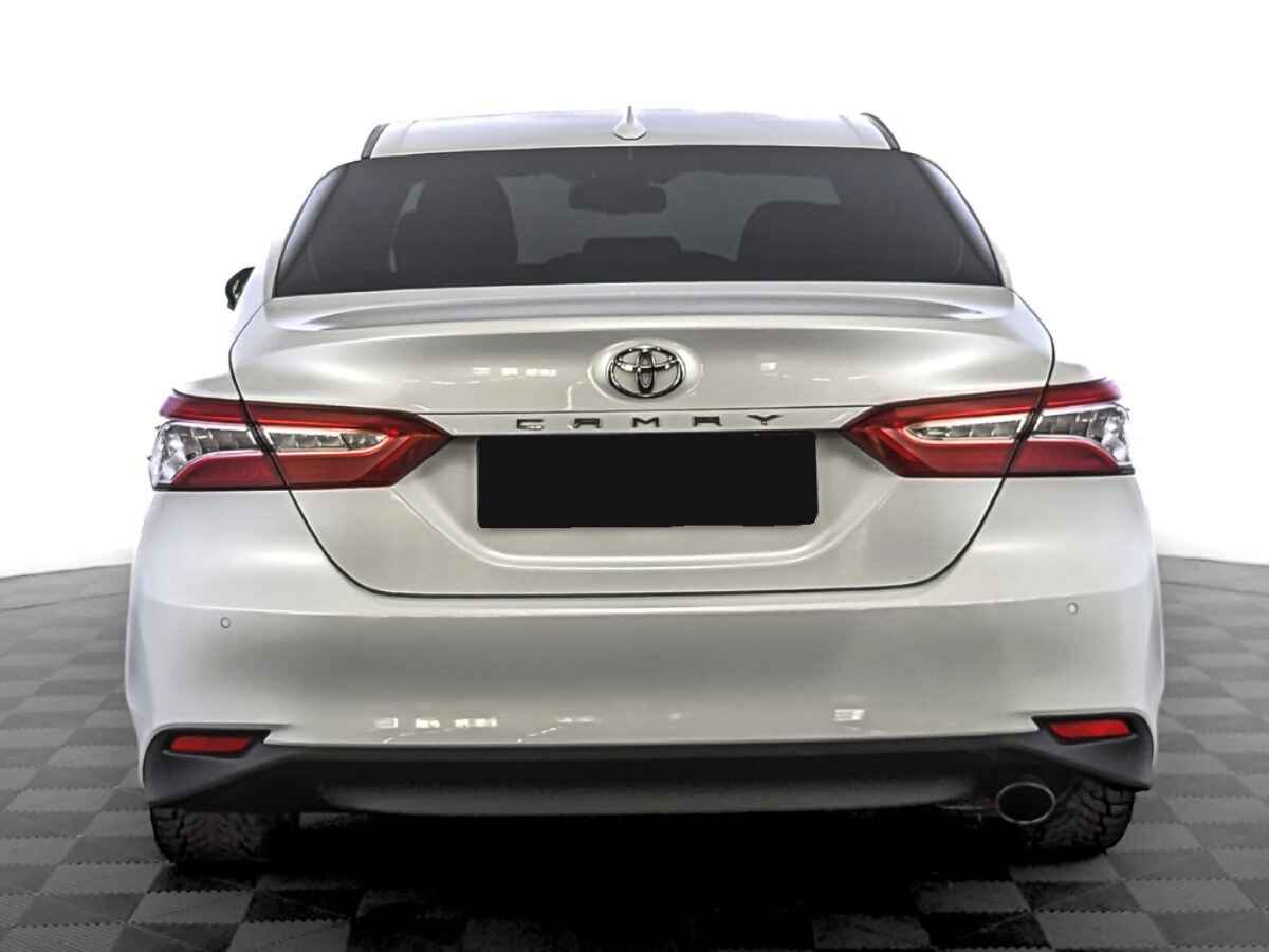 Toyota Camry, 2019
