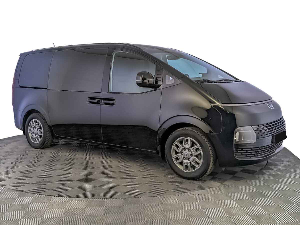 Hyundai Staria, 2022