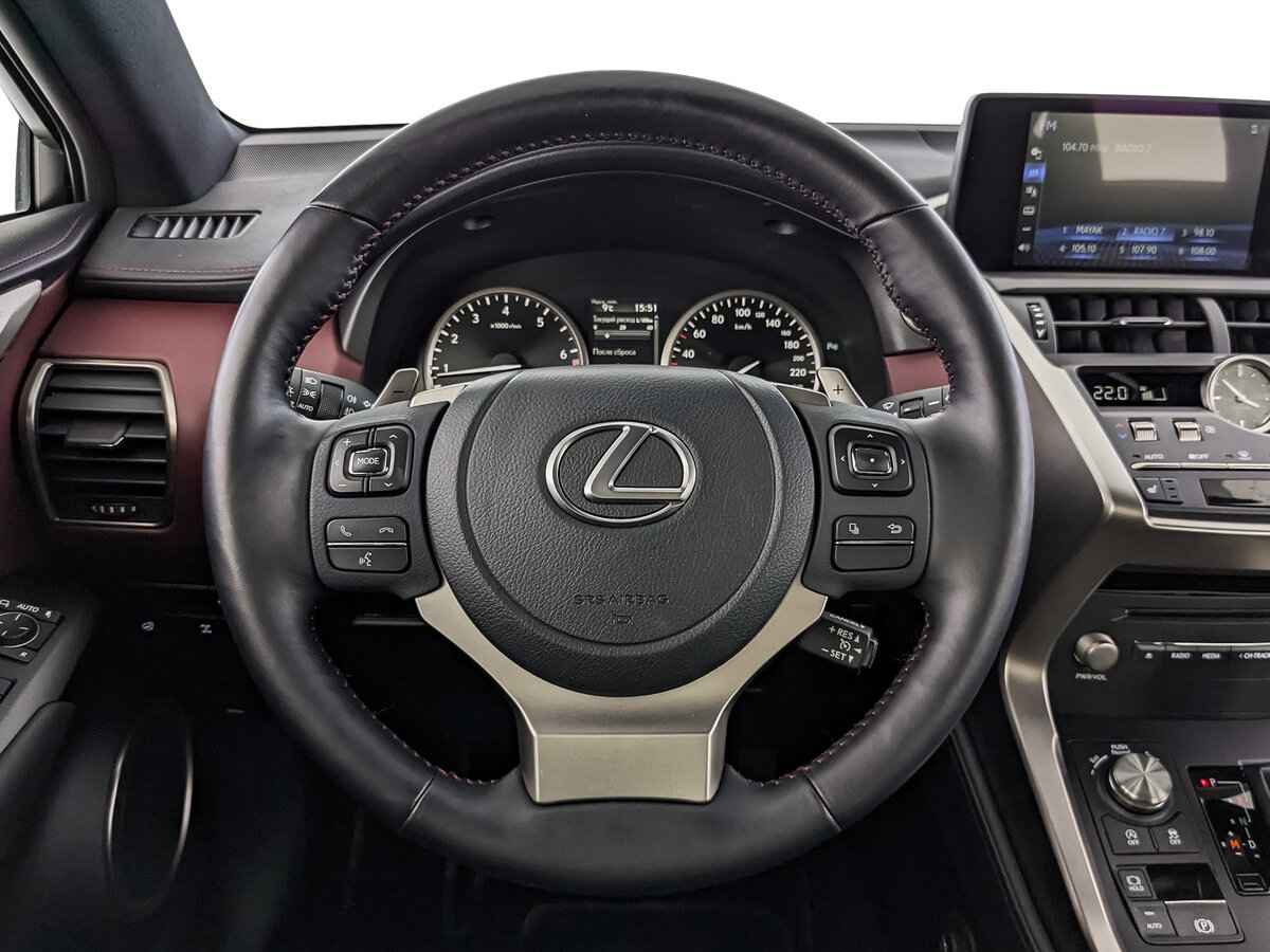 Lexus NX 200, 2021