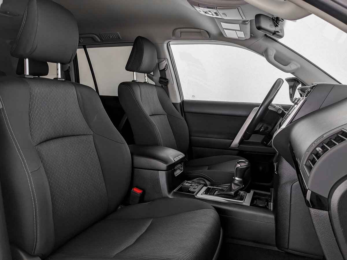 Toyota Land Cruiser Prado, 2019