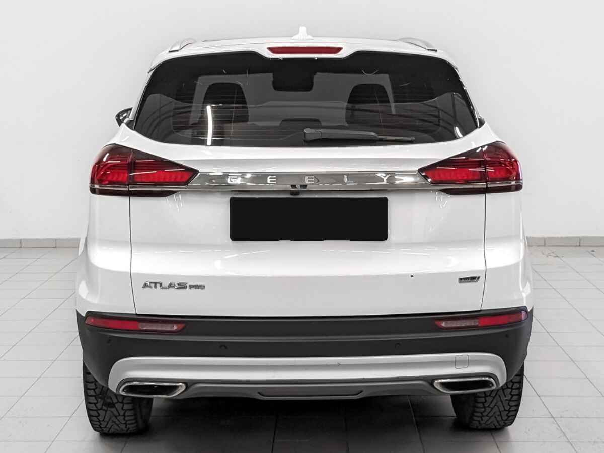 Geely Atlas Pro, 2022