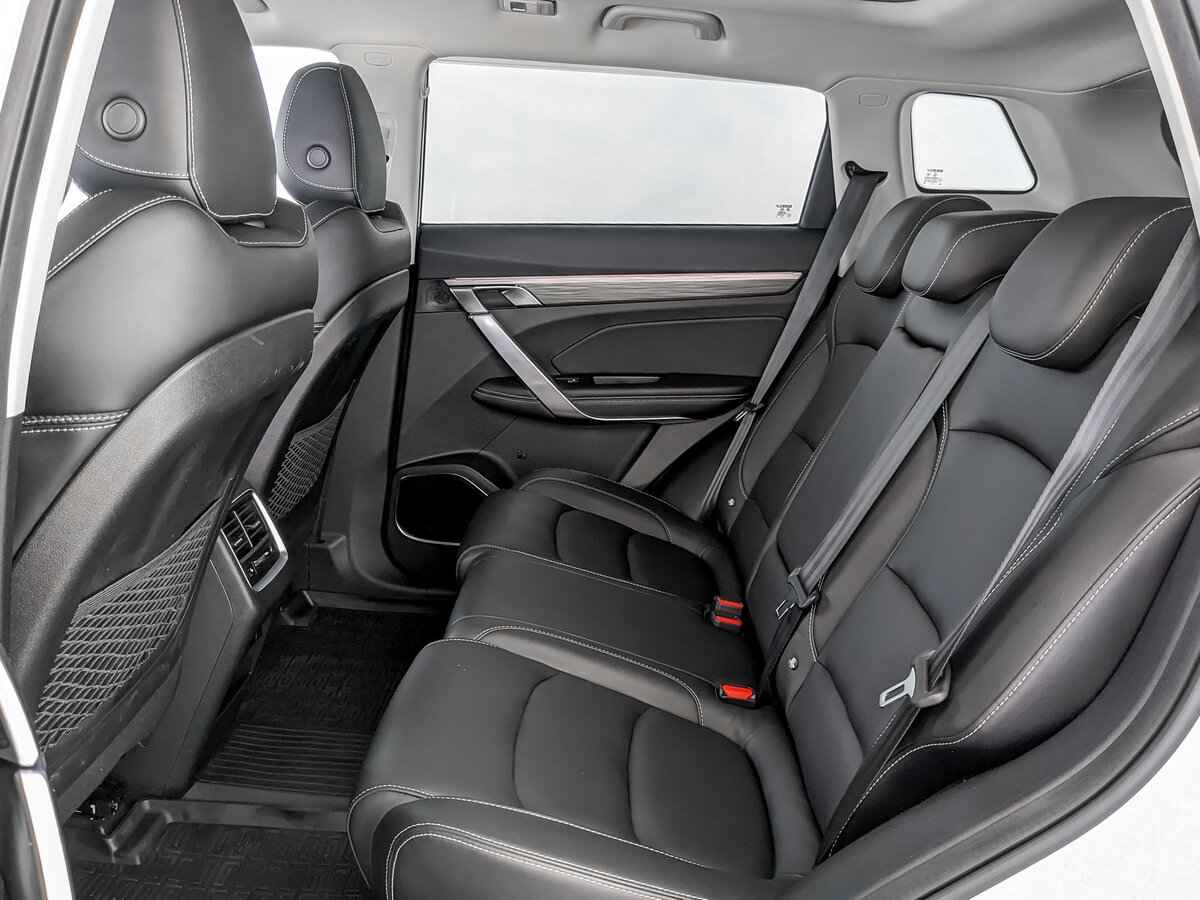 Geely Atlas Pro, 2022