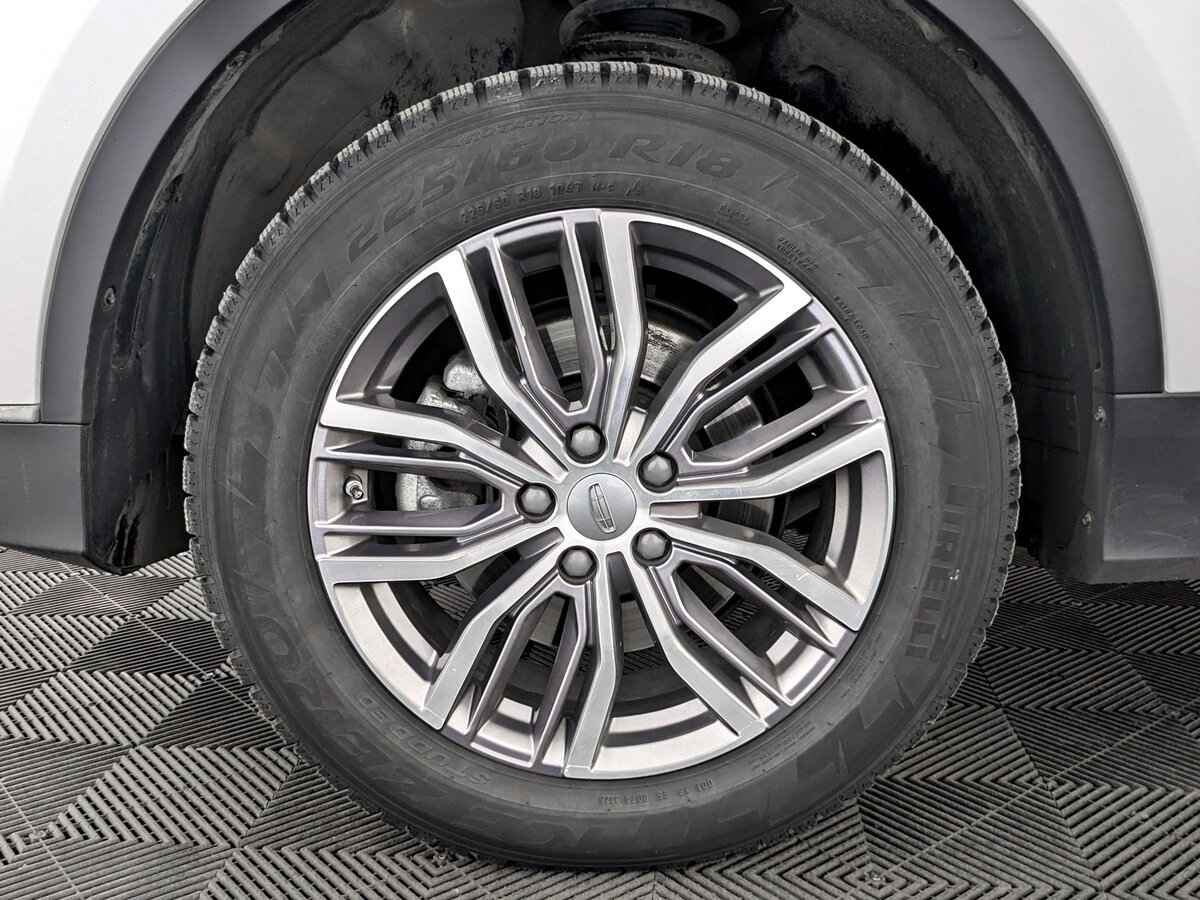 Geely Atlas Pro, 2022