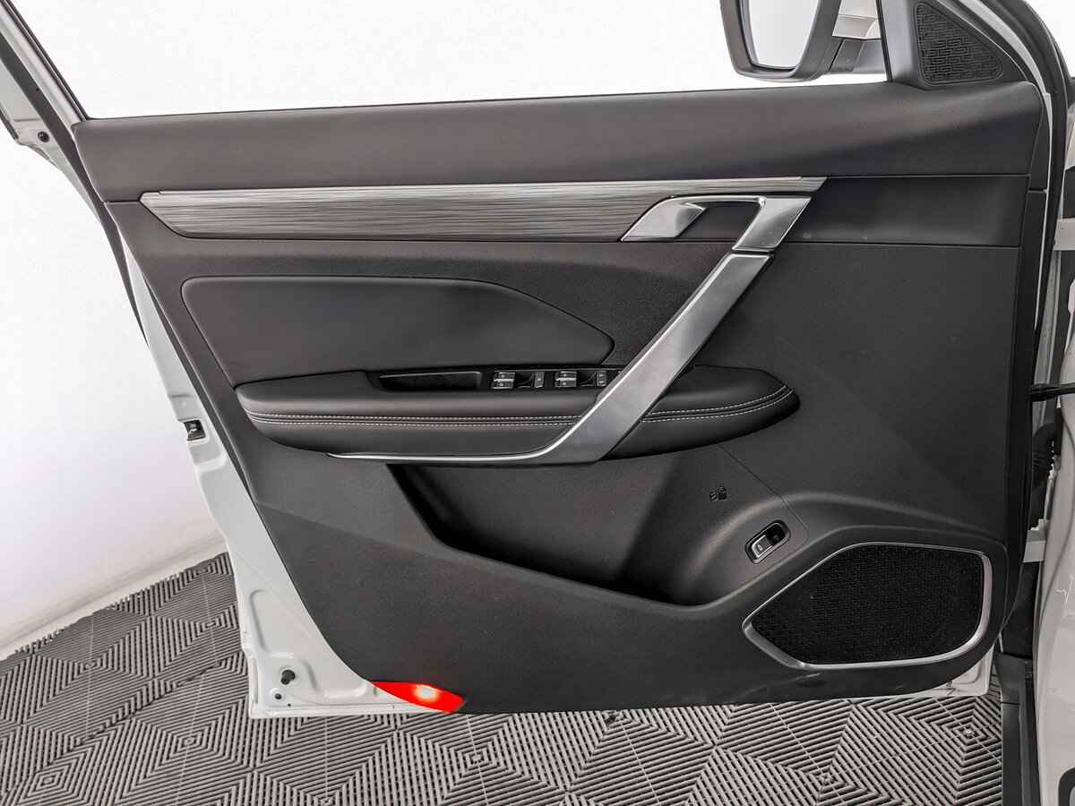 Geely Atlas Pro, 2022