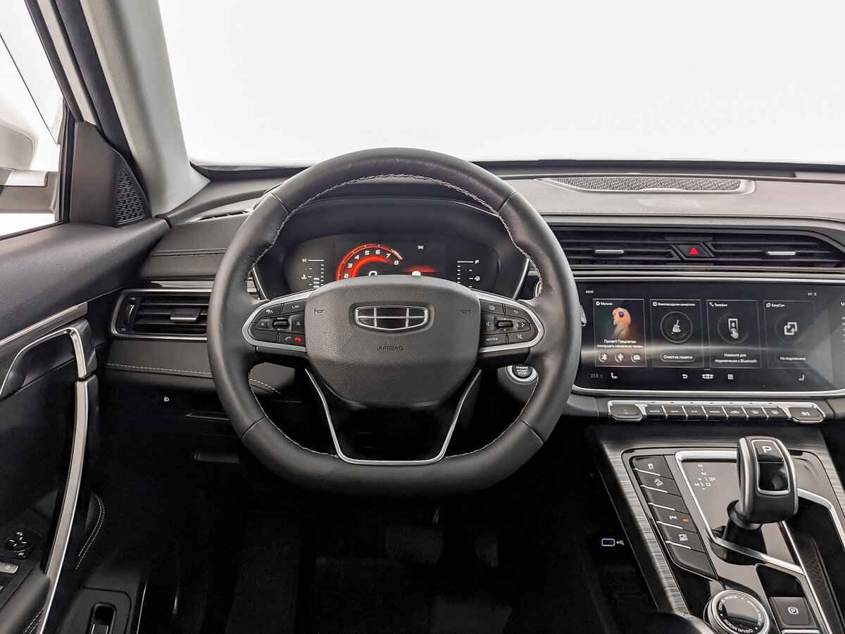 Geely Atlas Pro, 2022