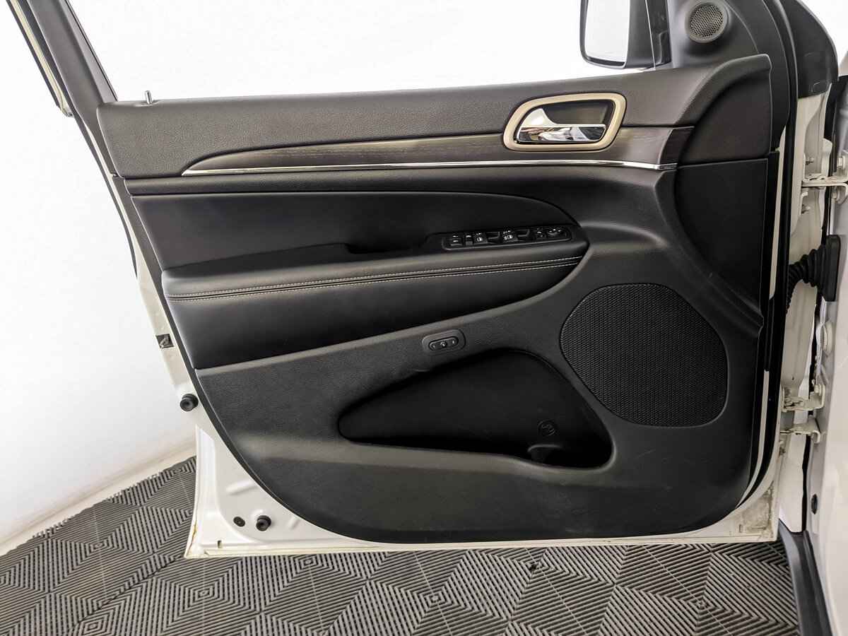 Jeep Grand Cherokee, 2014