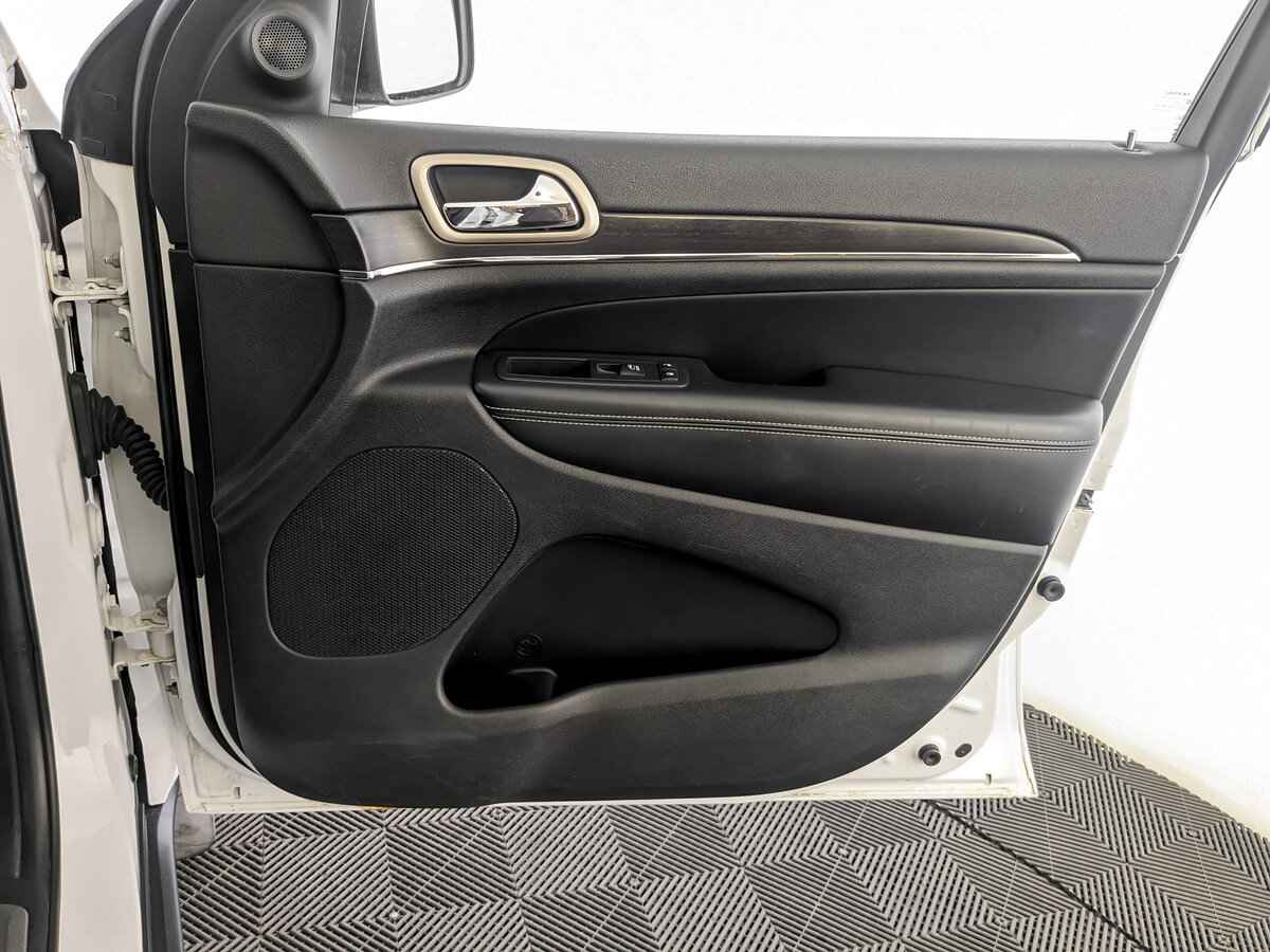 Jeep Grand Cherokee, 2014