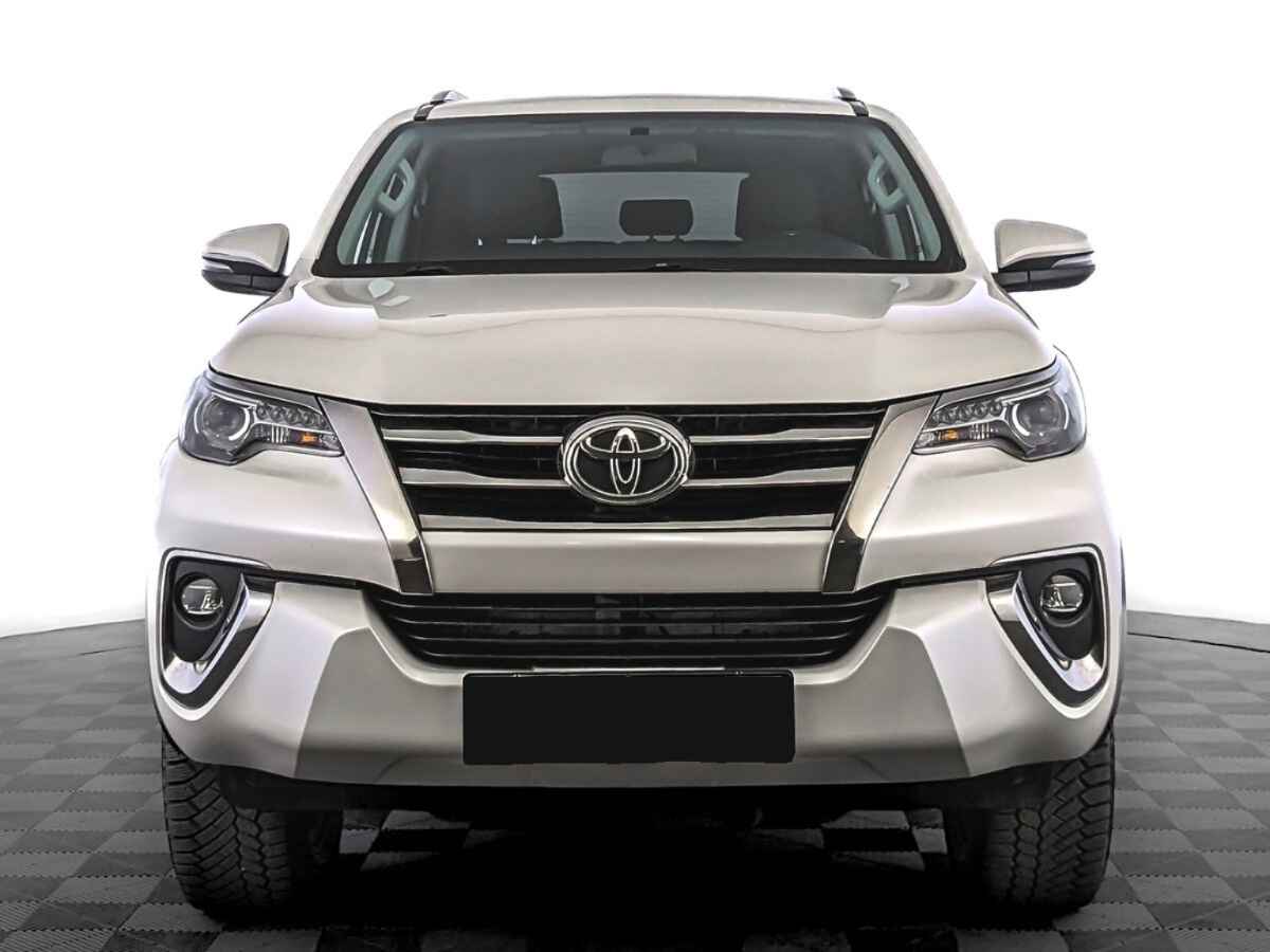 Toyota Fortuner, 2019