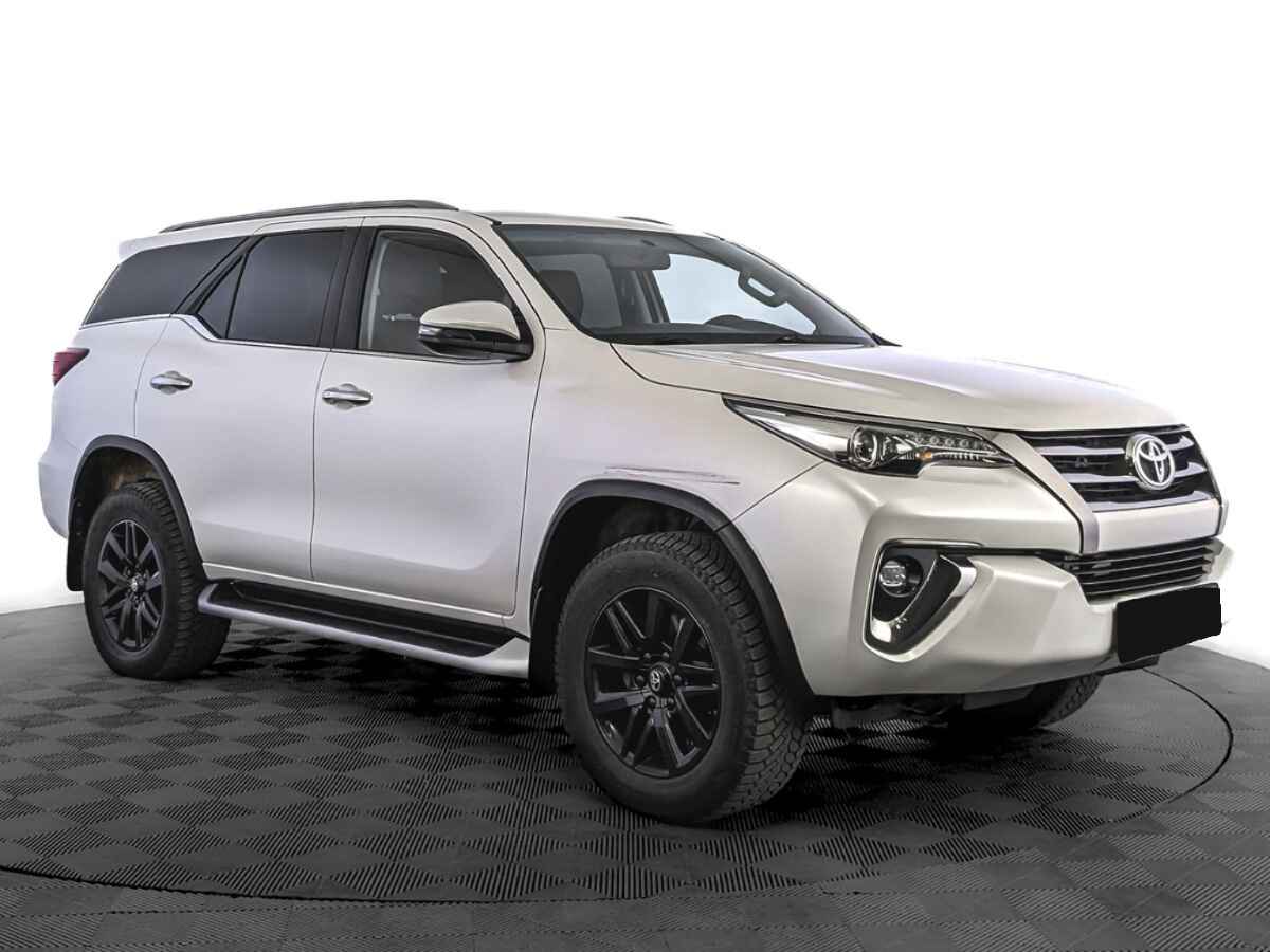 Toyota Fortuner, 2019
