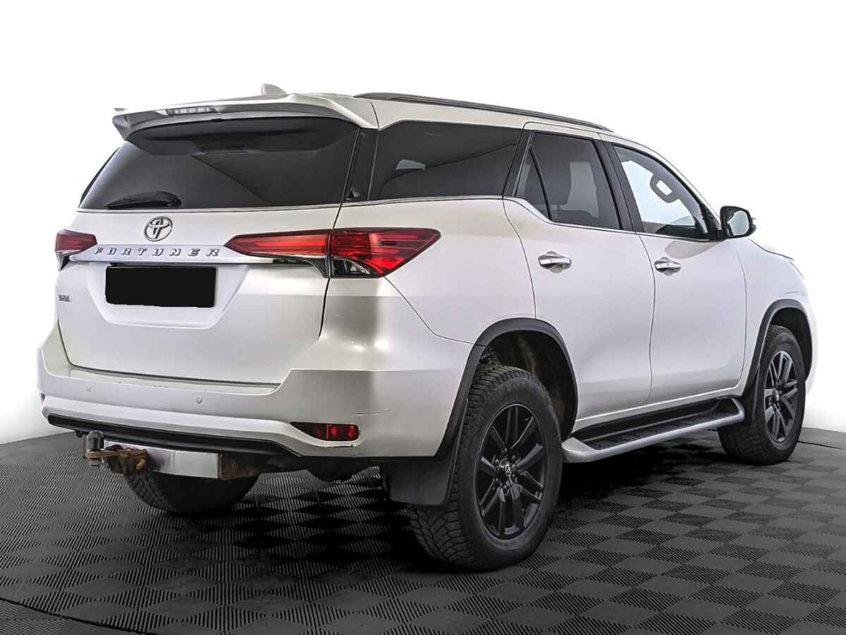 Toyota Fortuner, 2019