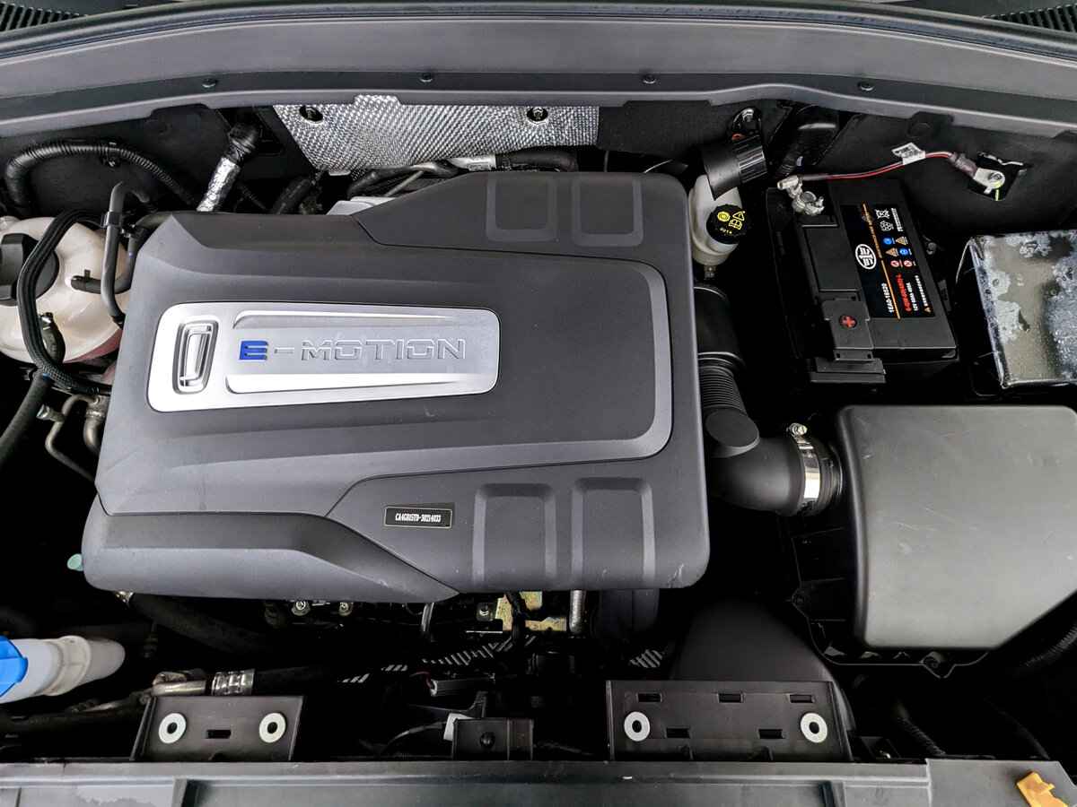 FAW Bestune T77, 2022