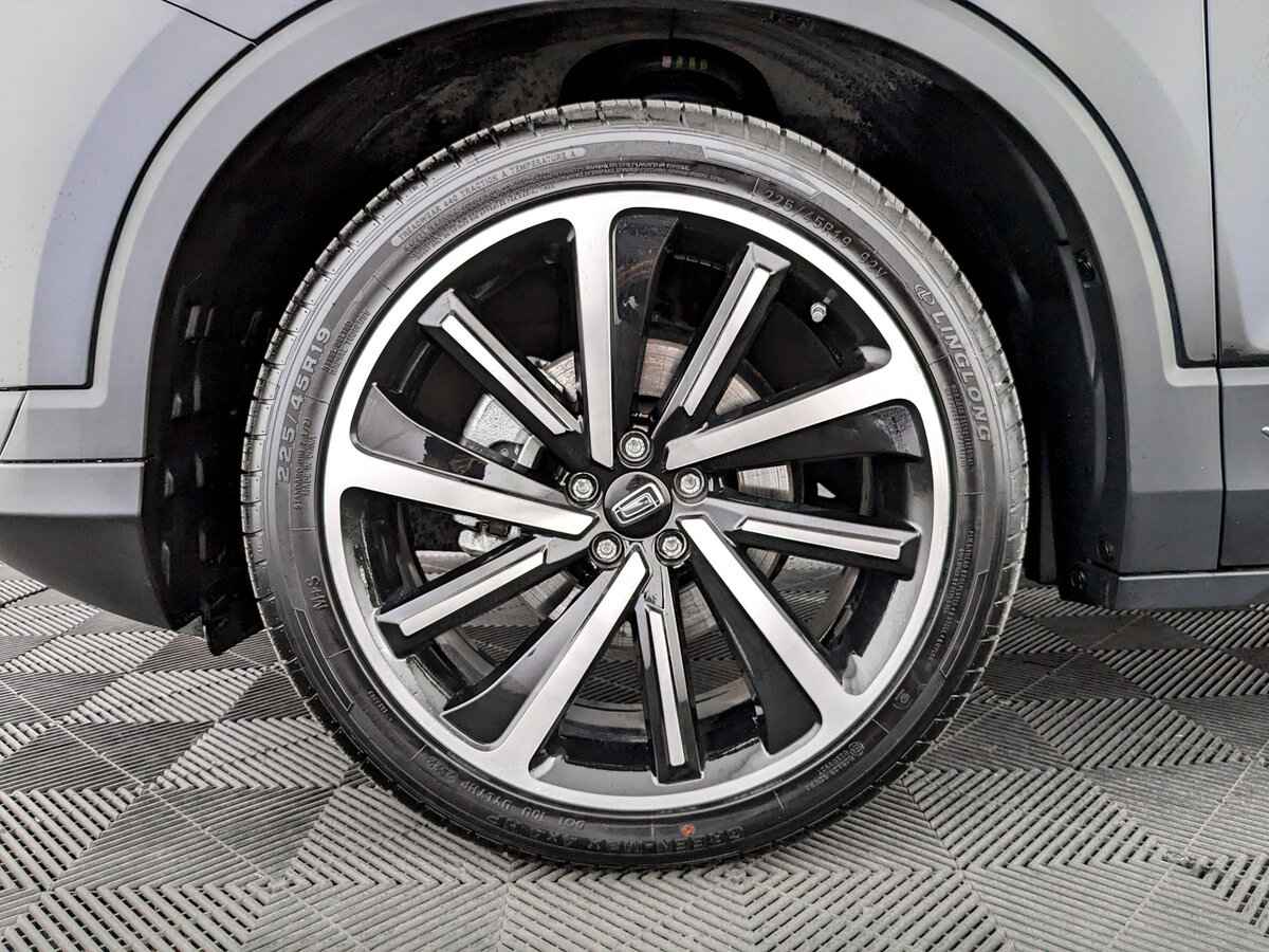 FAW Bestune T77, 2022