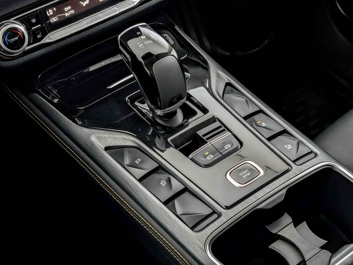 FAW Bestune T77, 2022