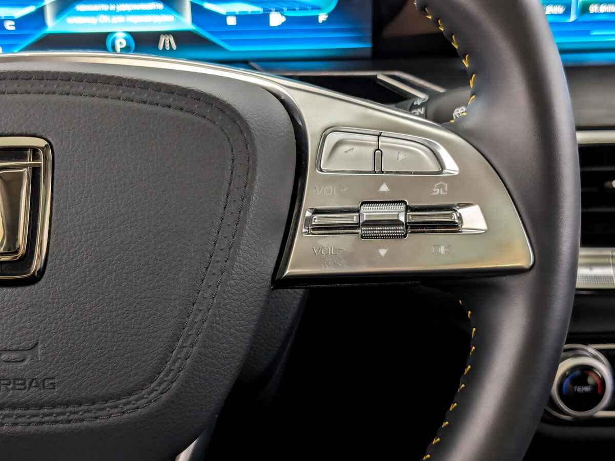 FAW Bestune T77, 2022