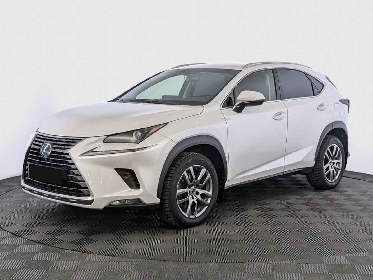 Lexus NX 300, 2021